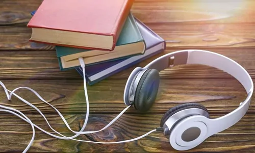أفضل 10 مواقع للاستماع إلى الكتب الصوتية مجانا بالعربية