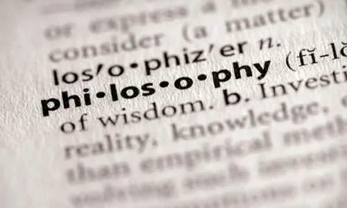 أفضل 10 مواقع للتعلم عن الفلسفة لسنة 2024
